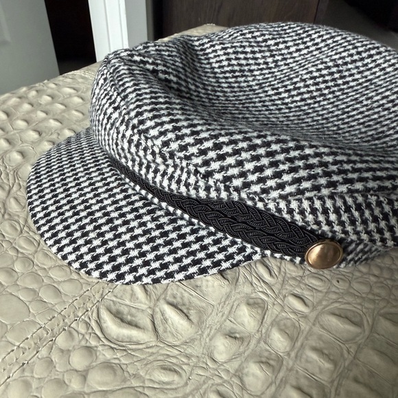 Zara Quilted Black Beret Baker Boy Cap Hat - Picture 2 of 4